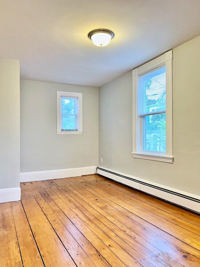 Foto del edificio - 252 Walden St