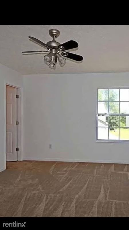Foto del edificio - 4 br, 3.5 bath Townhome - 690 Faith Ann Dr