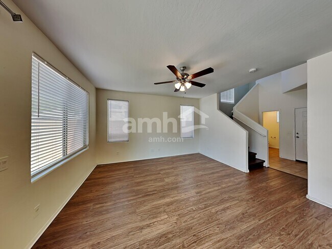 Foto del edificio - 9858 E Empress Ave