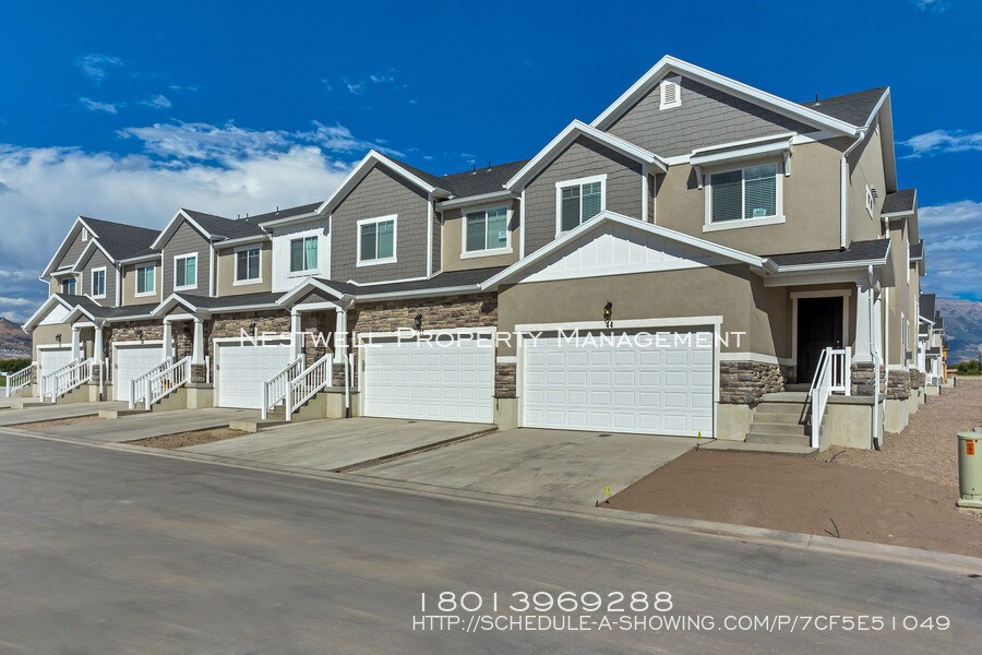 Upgraded Lehi 4 Bedroom End Row Townhome Townhome Rentals in Lehi UT