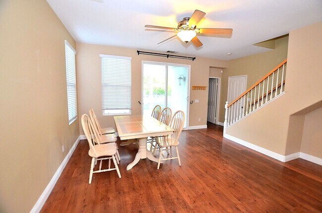 Foto del edificio - 4Br/3-1/2 bathroom Home