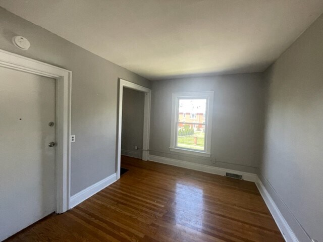 Living Room - 106 W Hazeltine Ave