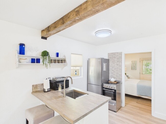 Foto del edificio - Charming All Bills Cozy Cottage