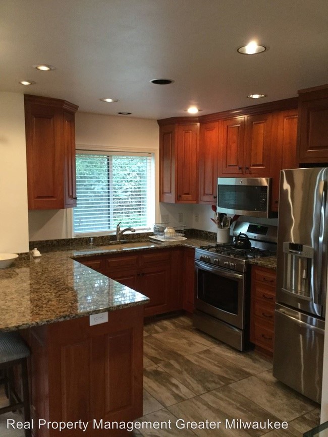 Foto del edificio - 2 br, 2.5 bath House - 1238 W. Baldwin Court
