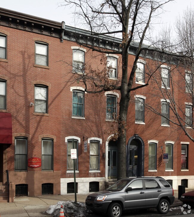 Foto del edificio - 1919 Spring Garden Street