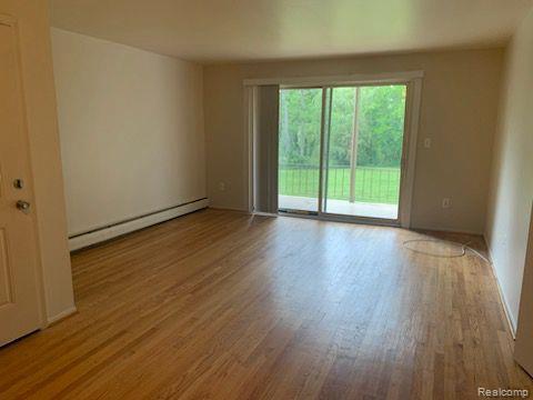 Foto del edificio - 5741 Parview Dr