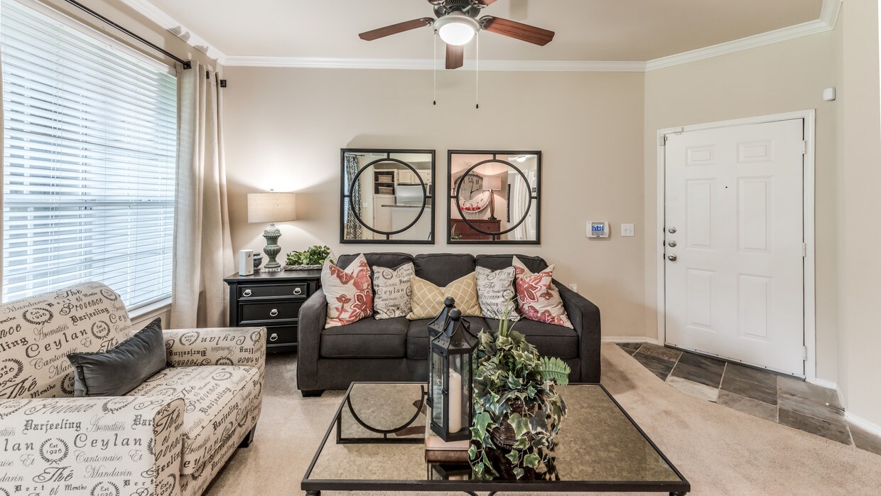 Promenade Champions Forest Apartments Houston, TX