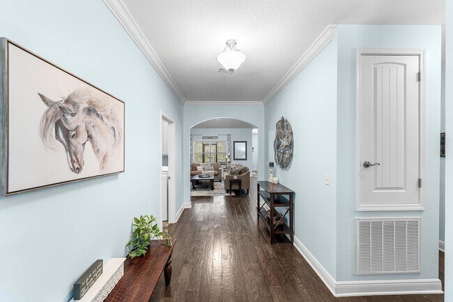 Foto del edificio - 270 Whispering Lake Dr