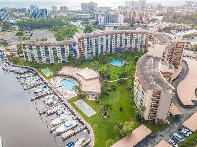 Foto principal - 2731 NE 14th Street Causeway