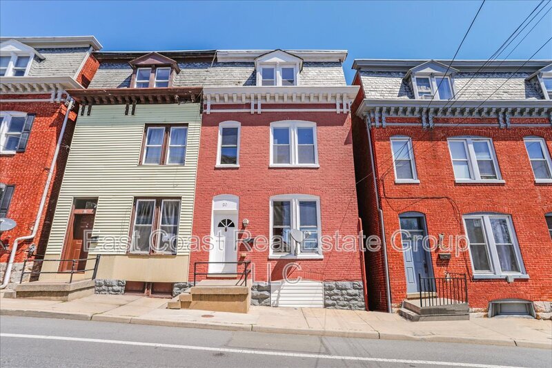 Primary Photo - 20 East Ave
