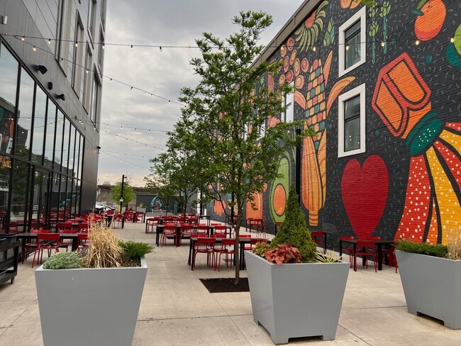 Foto del edificio - 480 S Salina St