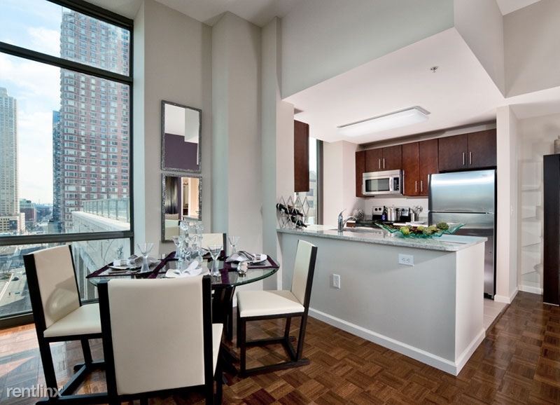 Foto principal - 150 Bay St