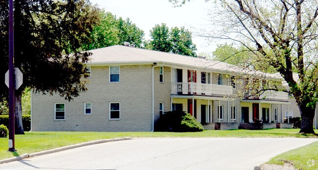 Primary Photo - 4422 Park Forest Ct