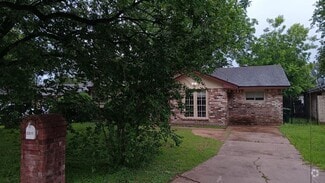 Building Photo - 6311 Hidden Arbor Ln