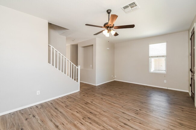 Building Photo - 4145 E Carla Vista Dr