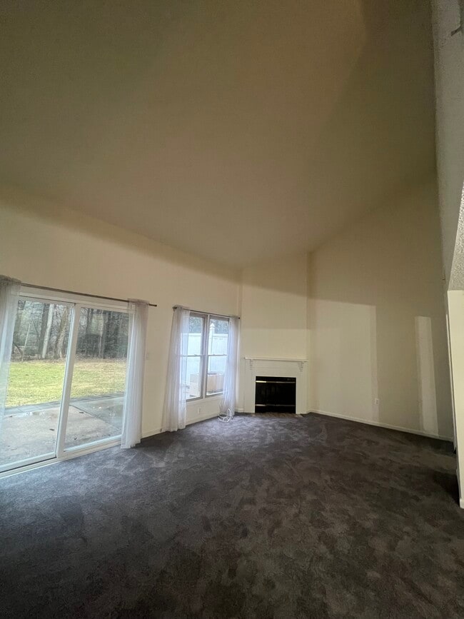 19 Whispering Pines Rd, Wilton, NY 12831 Townhome Rentals in Wilton