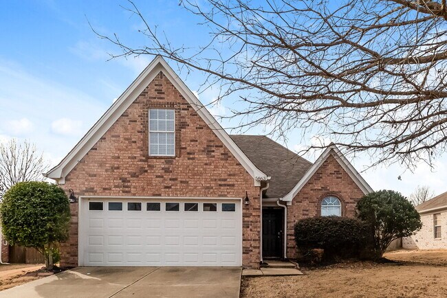 Foto del edificio - 5863 Stafford Dr