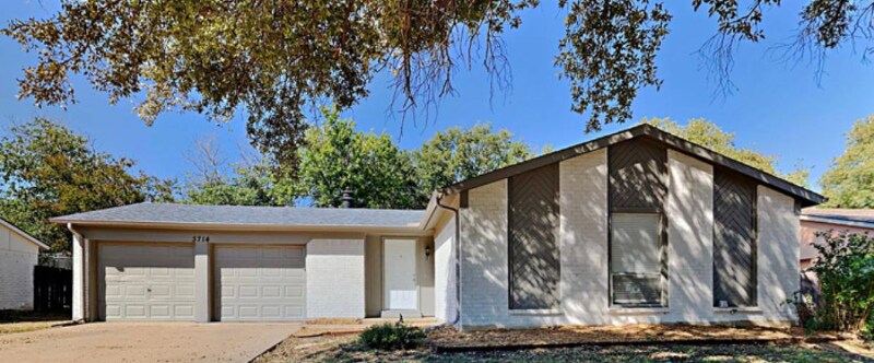 Primary Photo - 3714 French Wood Dr