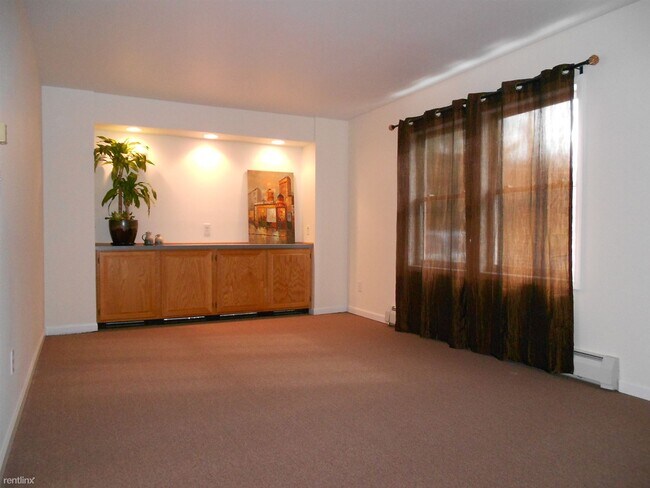 Foto del edificio - 104 Nelson Rd
