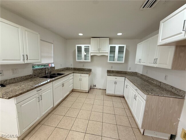 Foto del edificio - 3401 25th St SW