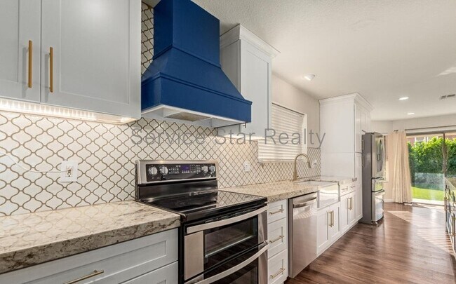 Foto del edificio - 28422 N 32nd Ln