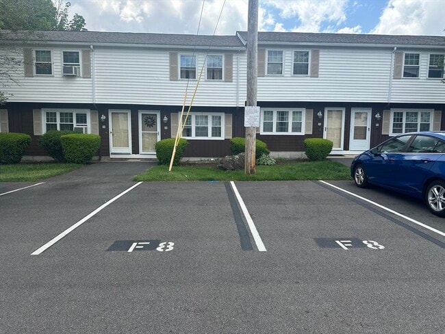 Building Photo - 8 Ba Dr