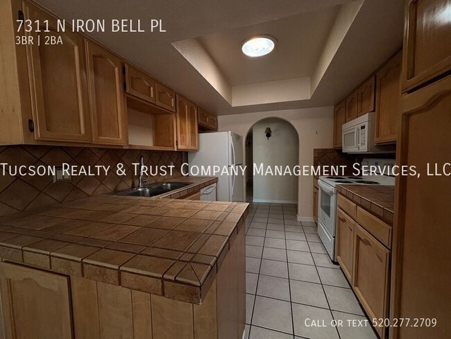 Building Photo - 7311 N Iron Bell Pl