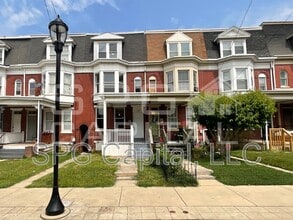 Building Photo - 123 W Jackson St