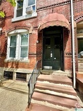Building Photo - 37 10th St