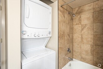 1BR, 1BA - Willow - Spring Tree by Broadmoor