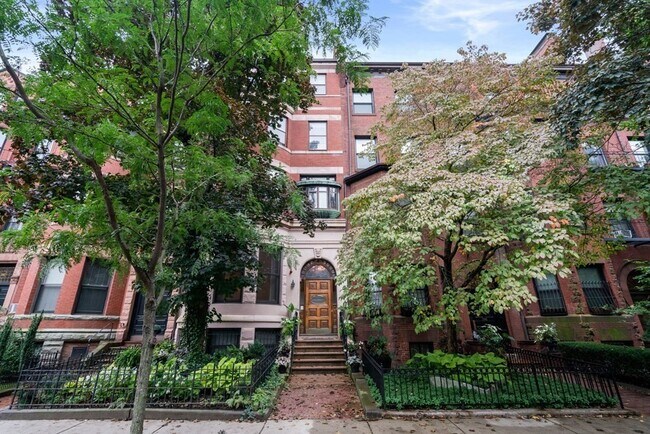 Foto del edificio - 393 Marlborough St