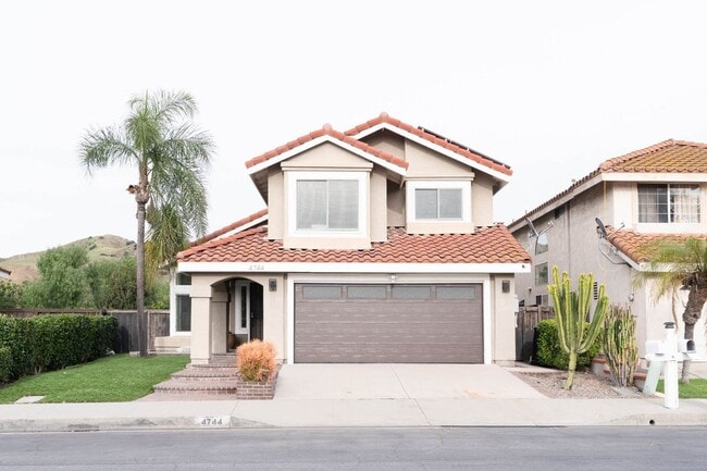 Building Photo - 4744 Golden Ridge Dr