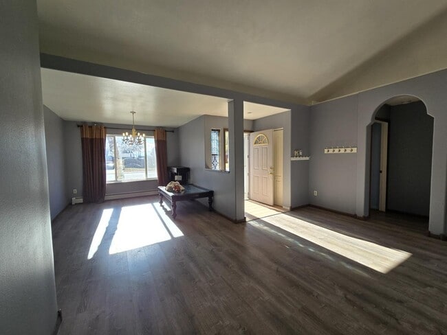 Foto del edificio - 3156 Arrowhead Dr