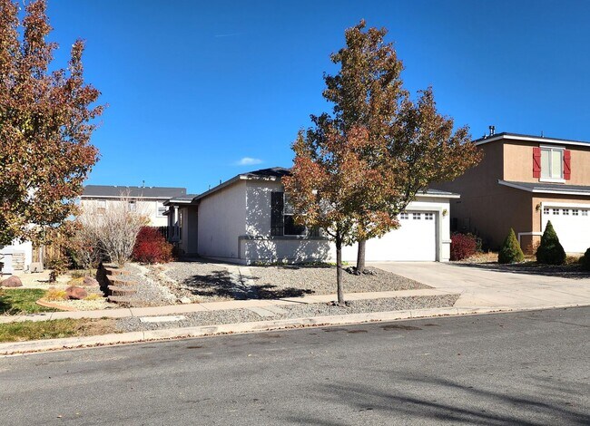 Foto del edificio - 3 bedroom Home For Rent in North Valleys area