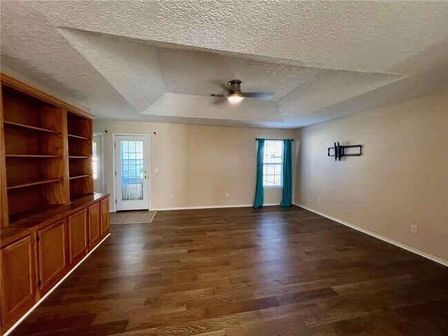 Foto del edificio - 502 Akron St NE