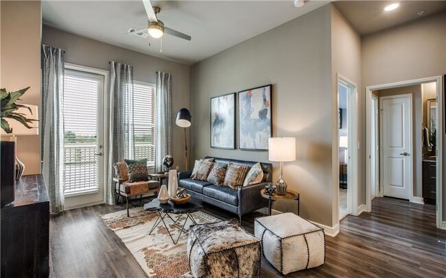 Foto del edificio - 4217 N Garland Ave