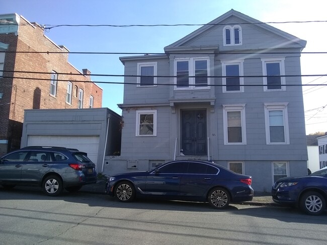 Building Photo - 65 13th St