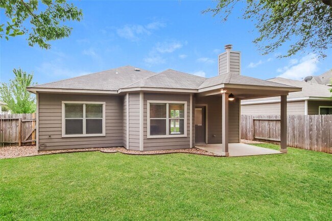 Building Photo - 2038 Lost Pine Ct