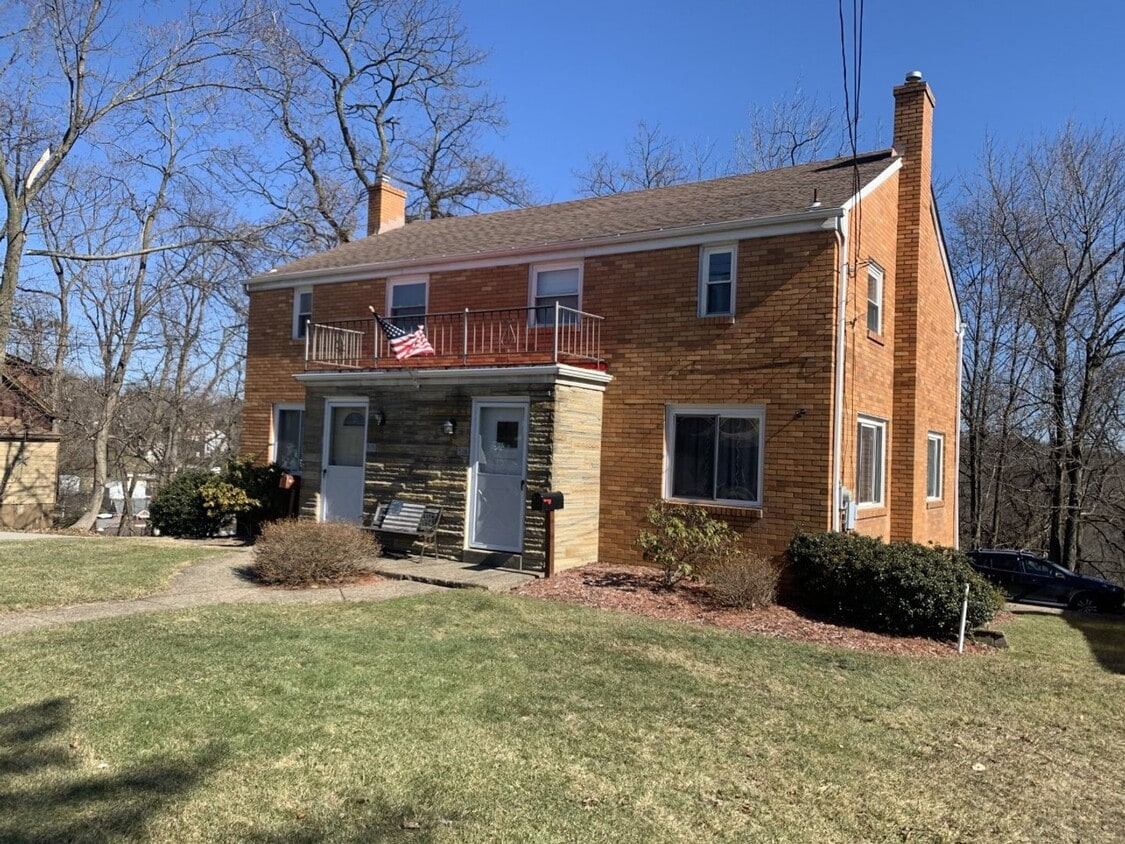 Nice sized Two Bedroom House! - Nice sized Two Bedroom House!