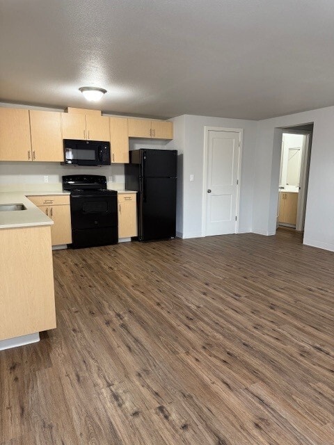 Building Photo - 8792 Umatilla St NE