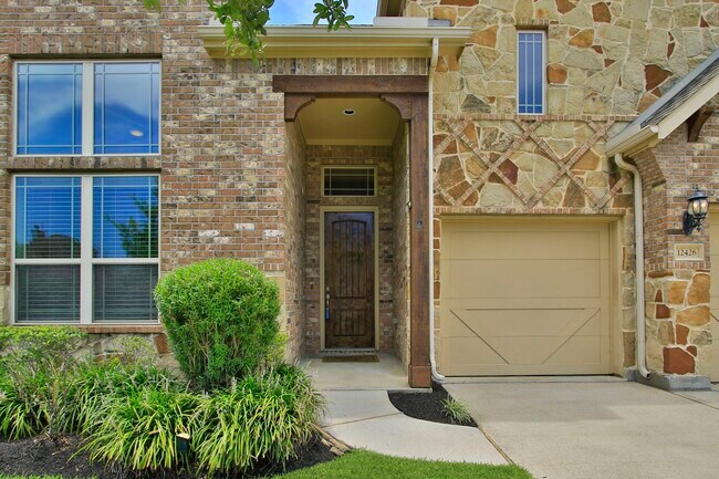 Foto del edificio - 12426 Cumberland Dr