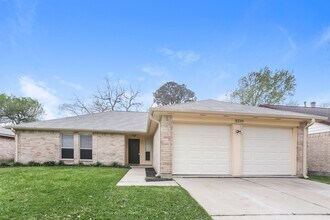 Building Photo - 19411 Winding Branch Dr