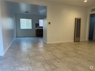 Building Photo - 2513 Fairmount St