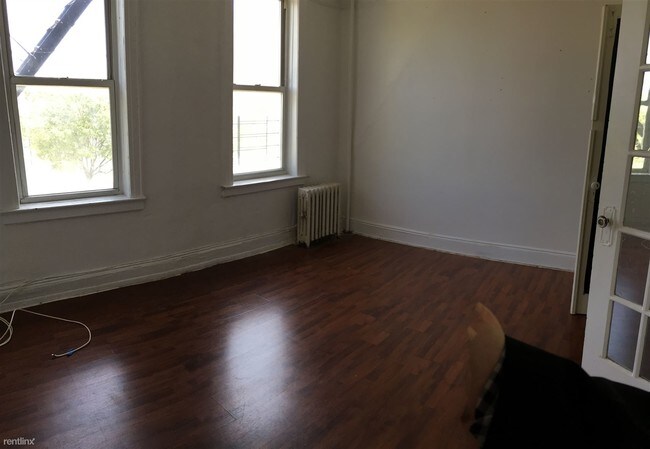 Building Photo - 3072 45th St