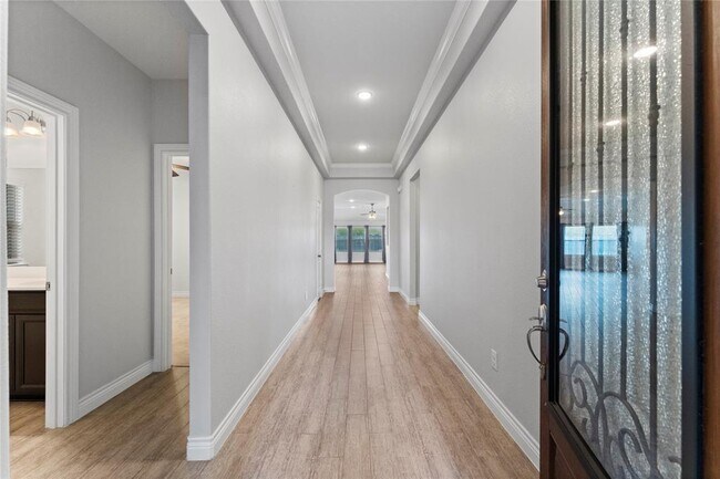 Foto del edificio - 67 Pioneer Canyon Pl