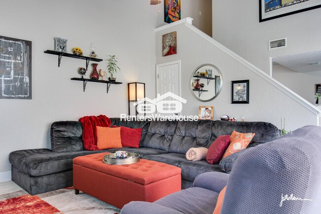 Building Photo - 860 Westshore Ct