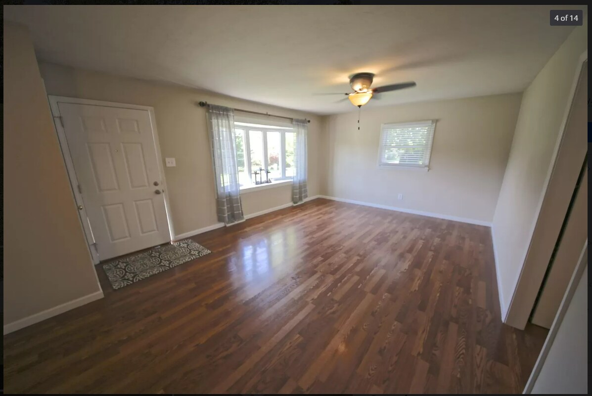 Sala de estar - 5675 S Fairfax Rd