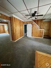 Building Photo - 350 Greenwood Rd