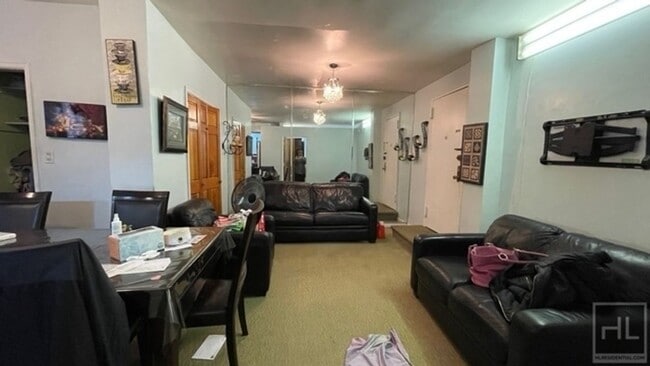 Foto del edificio - BRIGHT AND  LARGE 2  BEDROOMS RUGBY ROAD/P...