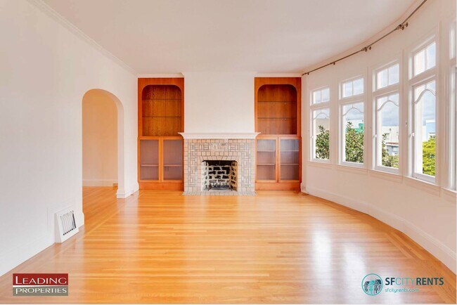 Foto del edificio - Marina: Immaculate Flat w/ 2 Bedrooms + Su...